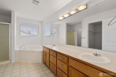 11510 185th St E , Puyallup, WA 98374 - Photo 18