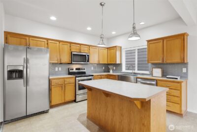 11510 185th St E , Puyallup, WA 98374 - Photo 9