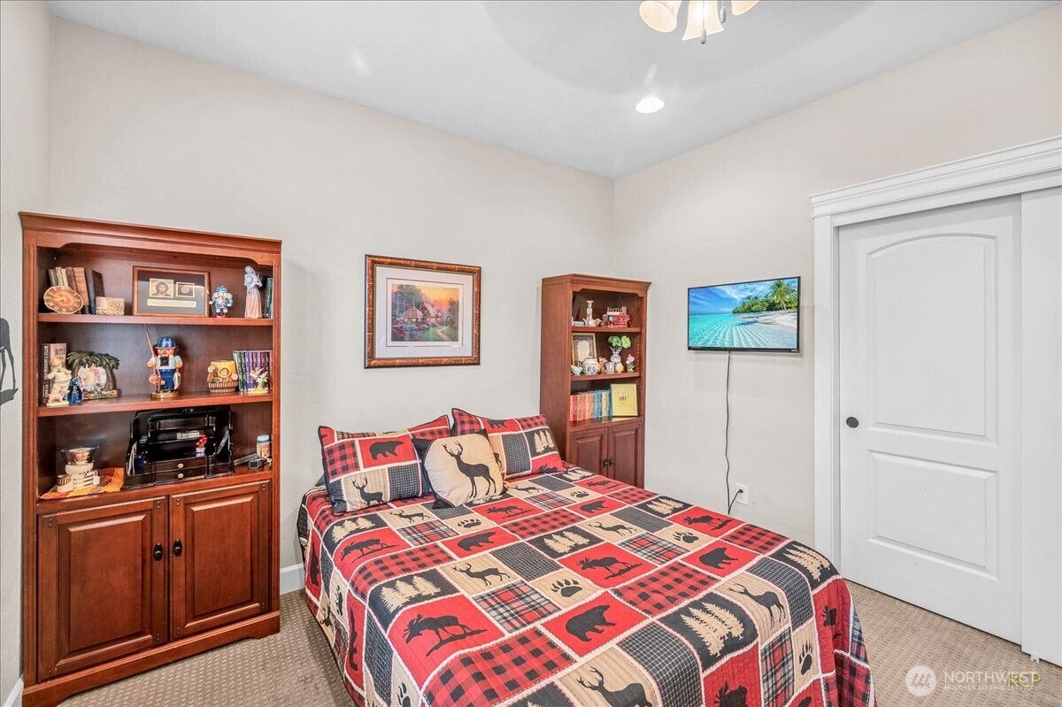 12018 NE 45th Avenue , Vancouver, WA 98686