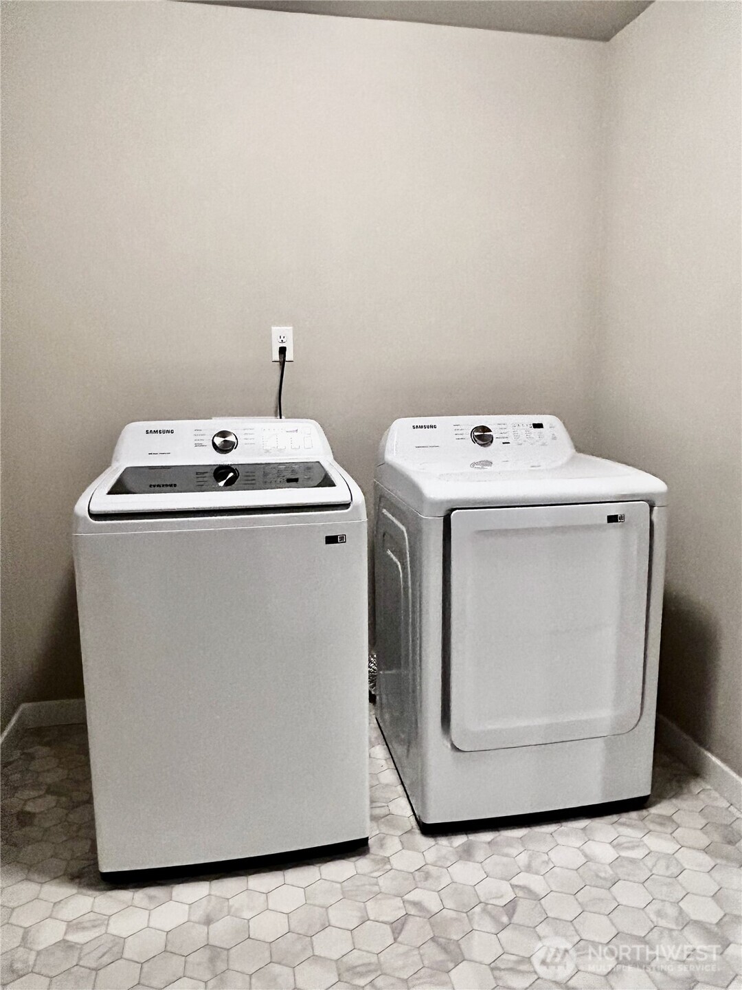 16155 8th Avenue E, Spanaway, WA 98387