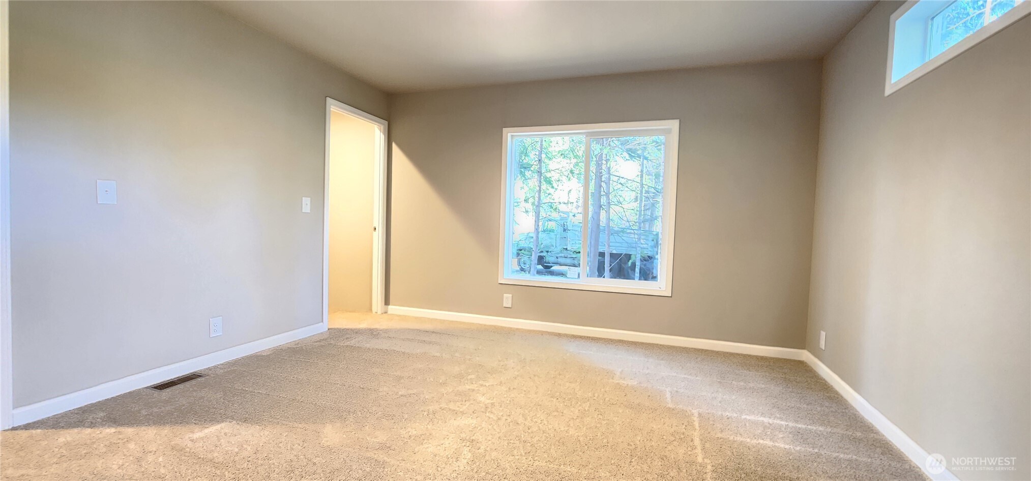 31 E Dabob Drive N, Shelton, WA 98584