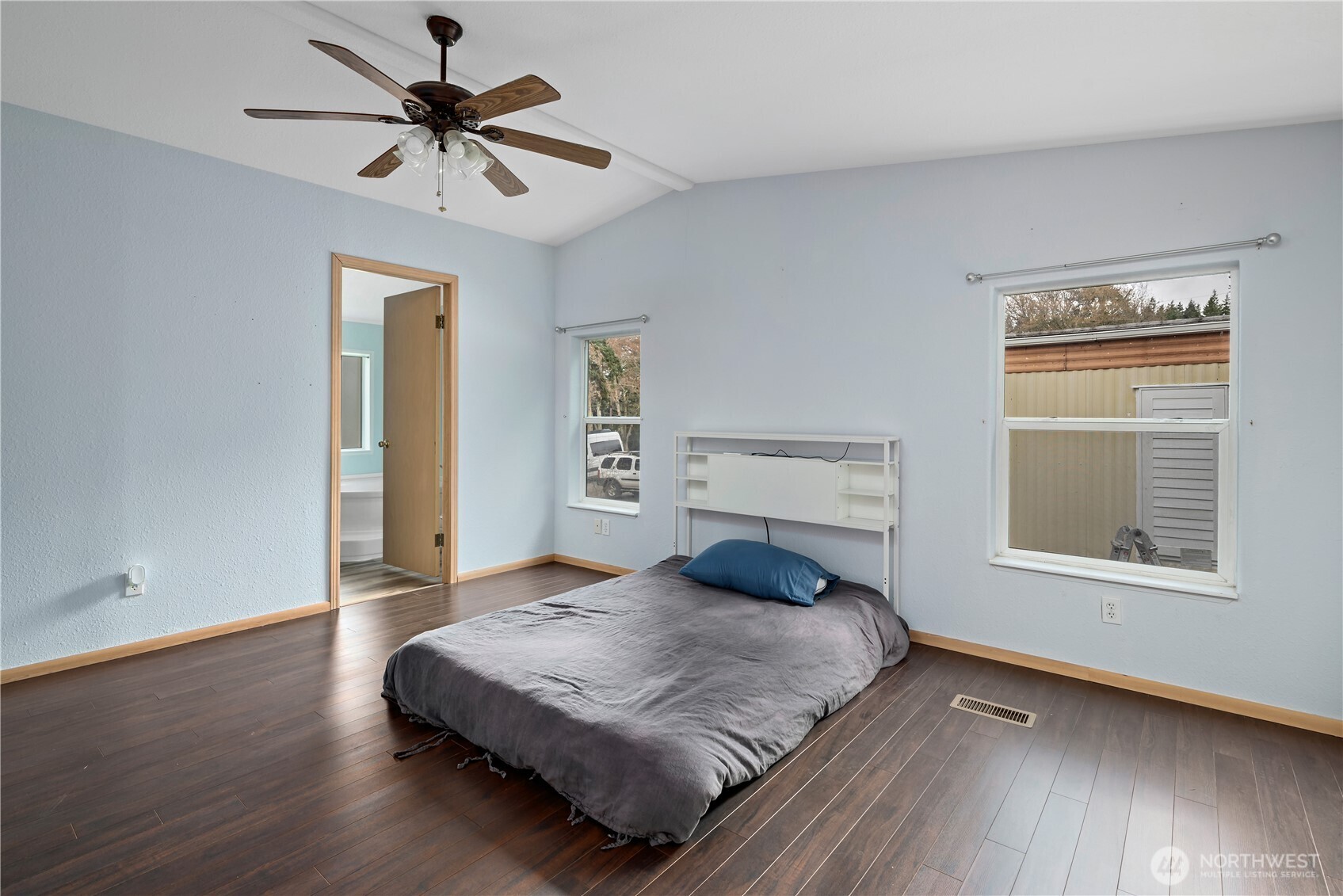 2930 Taylor Road #10, Oak Harbor, WA 98277