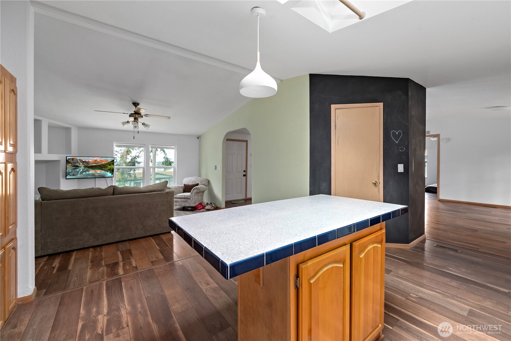 2930 Taylor Road #10, Oak Harbor, WA 98277