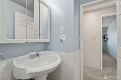 209 W Scott Street , Aberdeen, WA 98520 - Photo 19