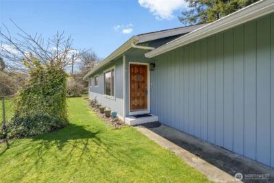 209 W Scott Street , Aberdeen, WA 98520 - Photo 4