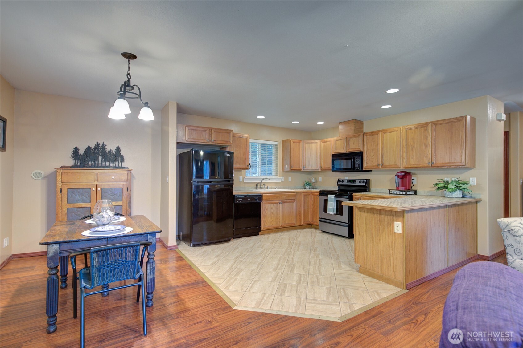 232 Fisher Avenue NE, Ocean Shores, WA 98569