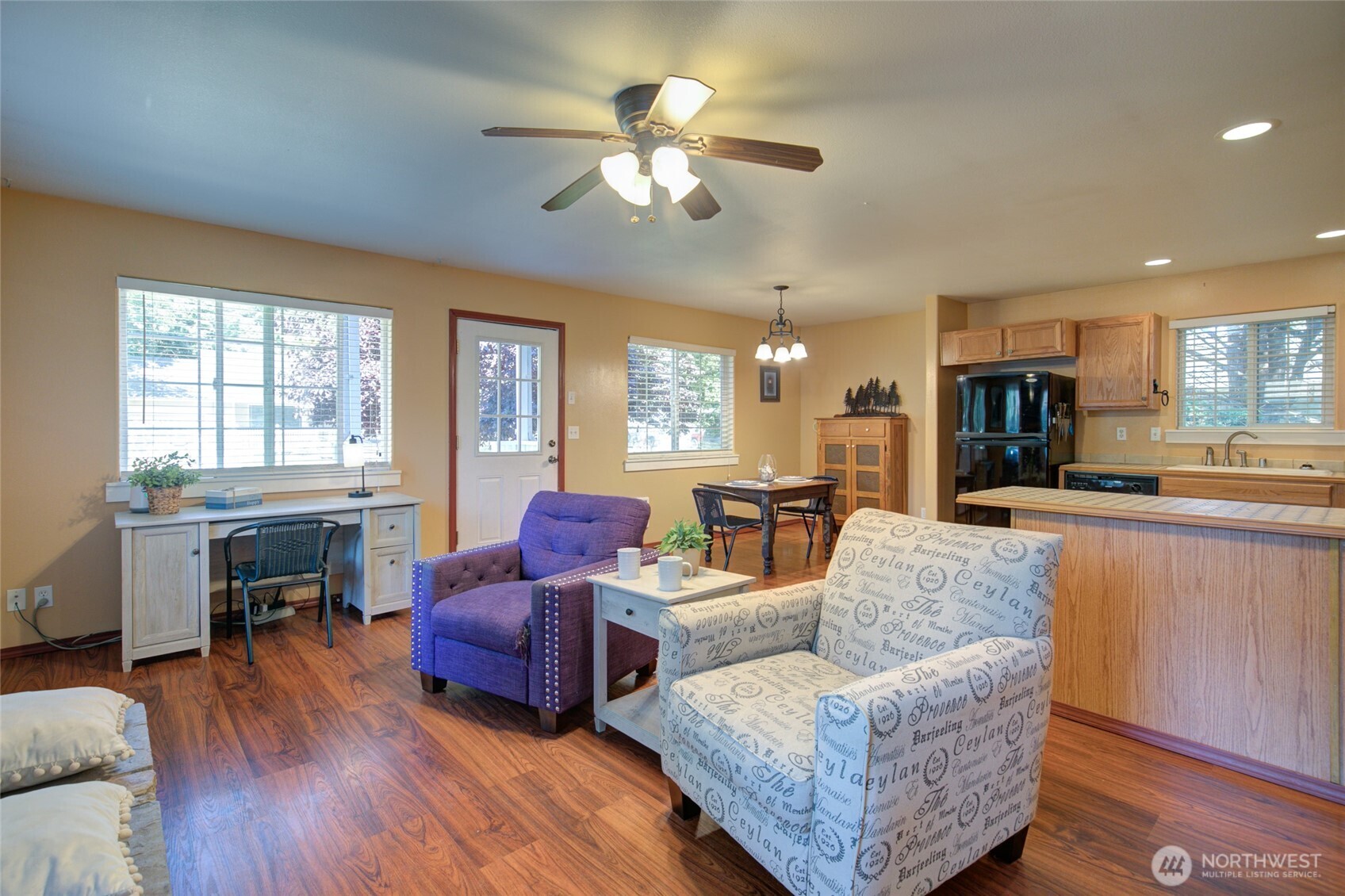 232 Fisher Avenue NE, Ocean Shores, WA 98569