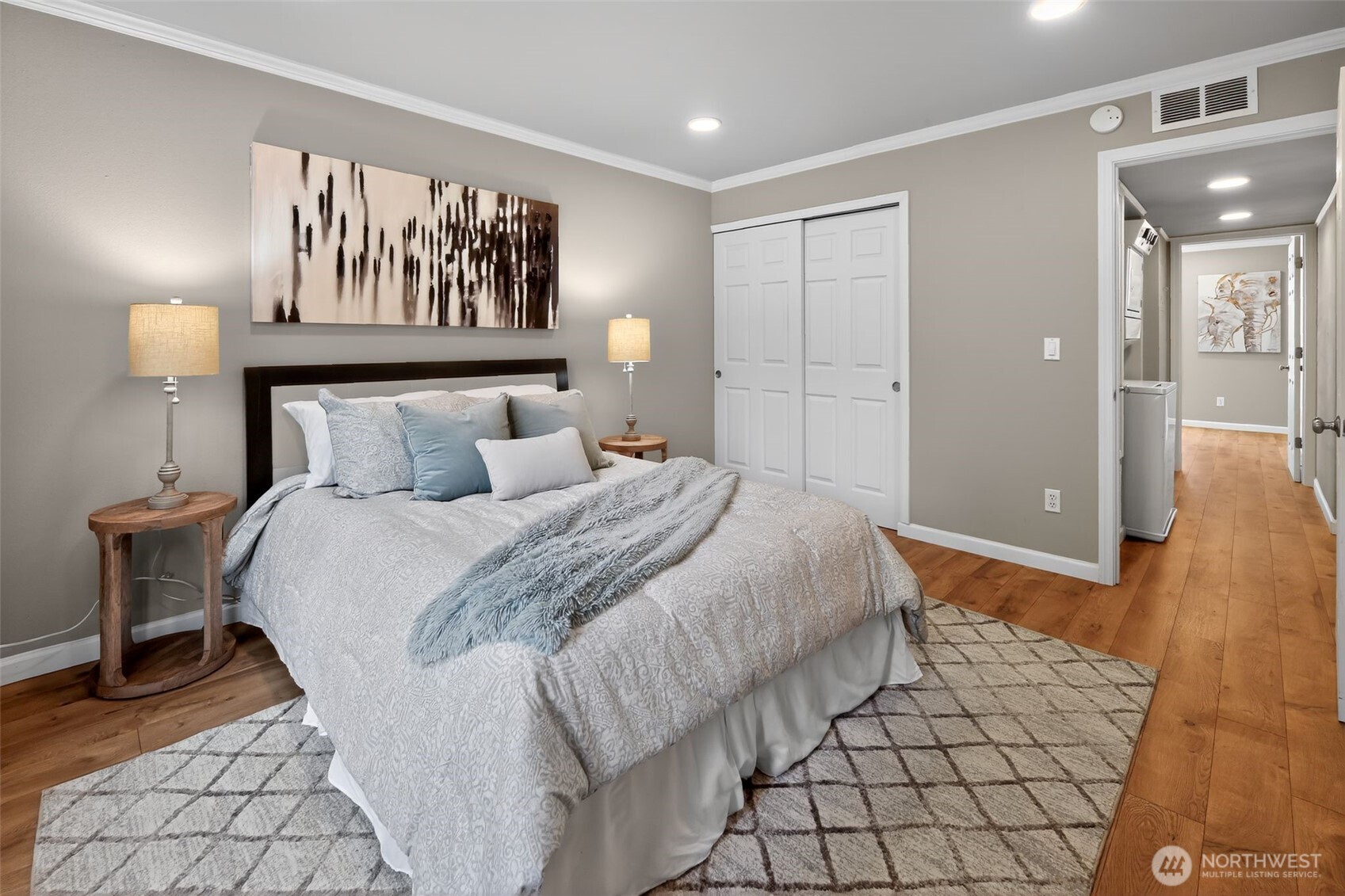 12206 NE 147th Place #B, Kirkland, WA 98034