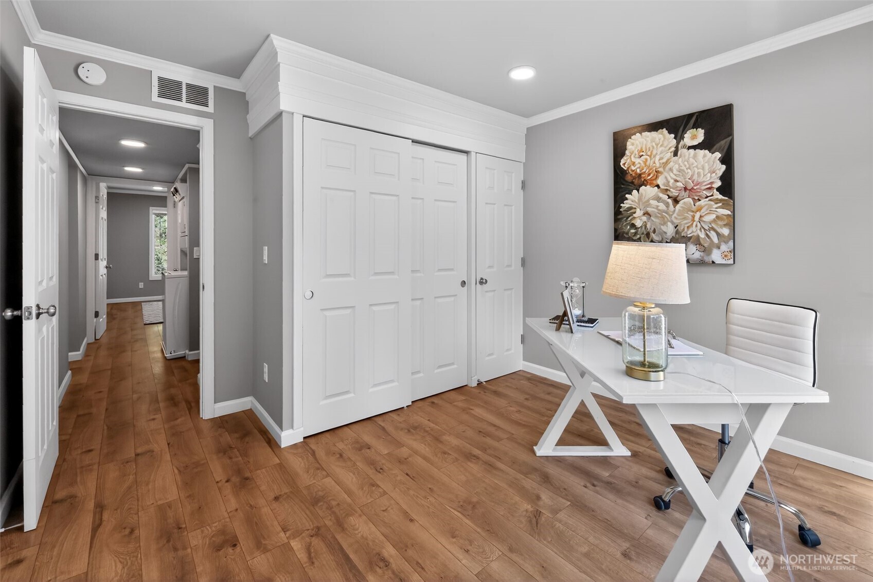 12206 NE 147th Place #B, Kirkland, WA 98034