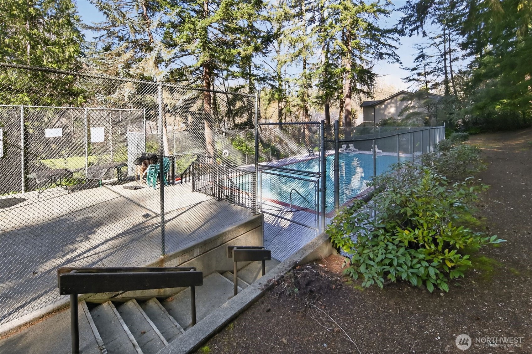 12206 NE 147th Place #B, Kirkland, WA 98034