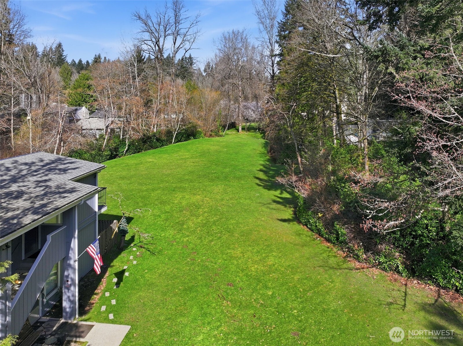 12206 NE 147th Place #B, Kirkland, WA 98034