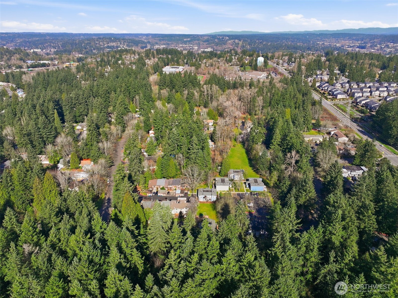 12206 NE 147th Place #B, Kirkland, WA 98034