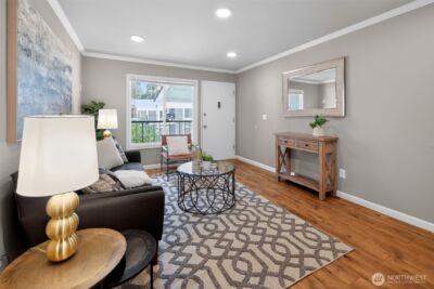 12206 NE 147th Place #B, Kirkland, WA 98034 - Photo 4