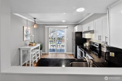 12206 NE 147th Place #B, Kirkland, WA 98034 - Photo 8