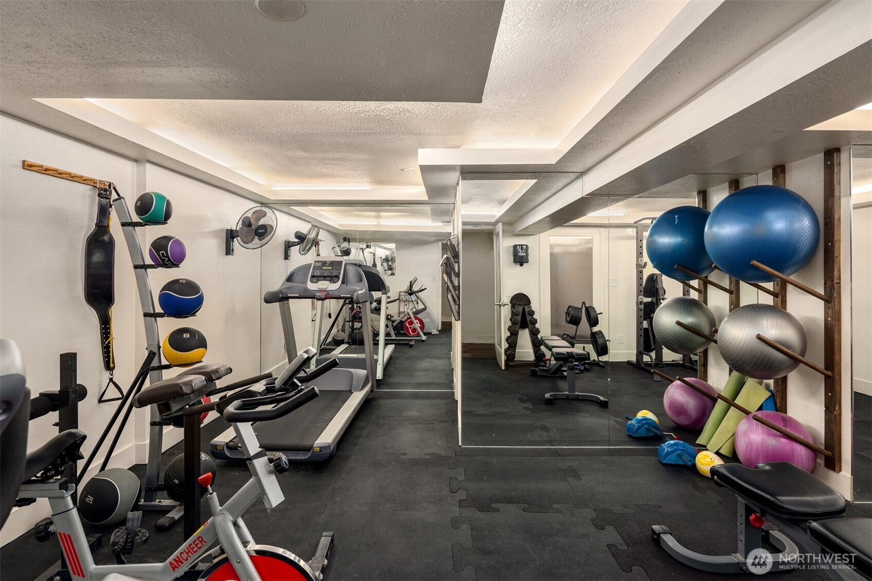 1000 Union Street #PH-A, Seattle, WA 98101