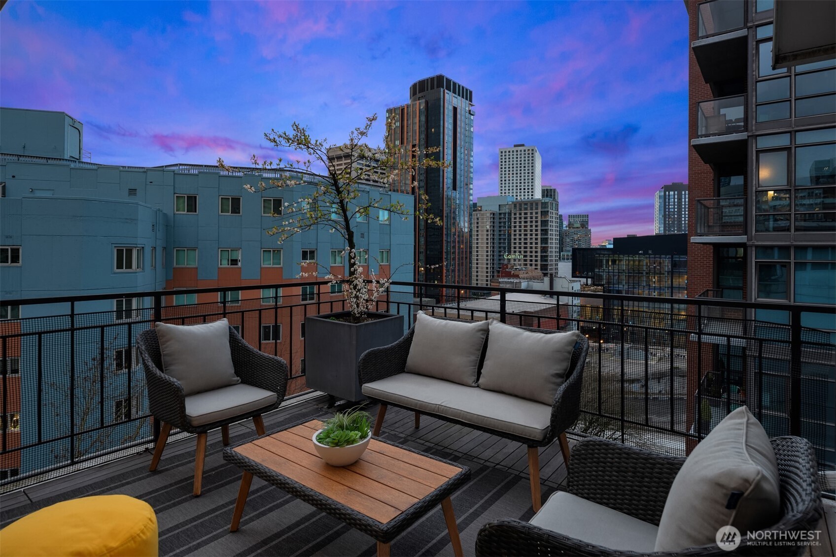 1000 Union Street #PH-A, Seattle, WA 98101