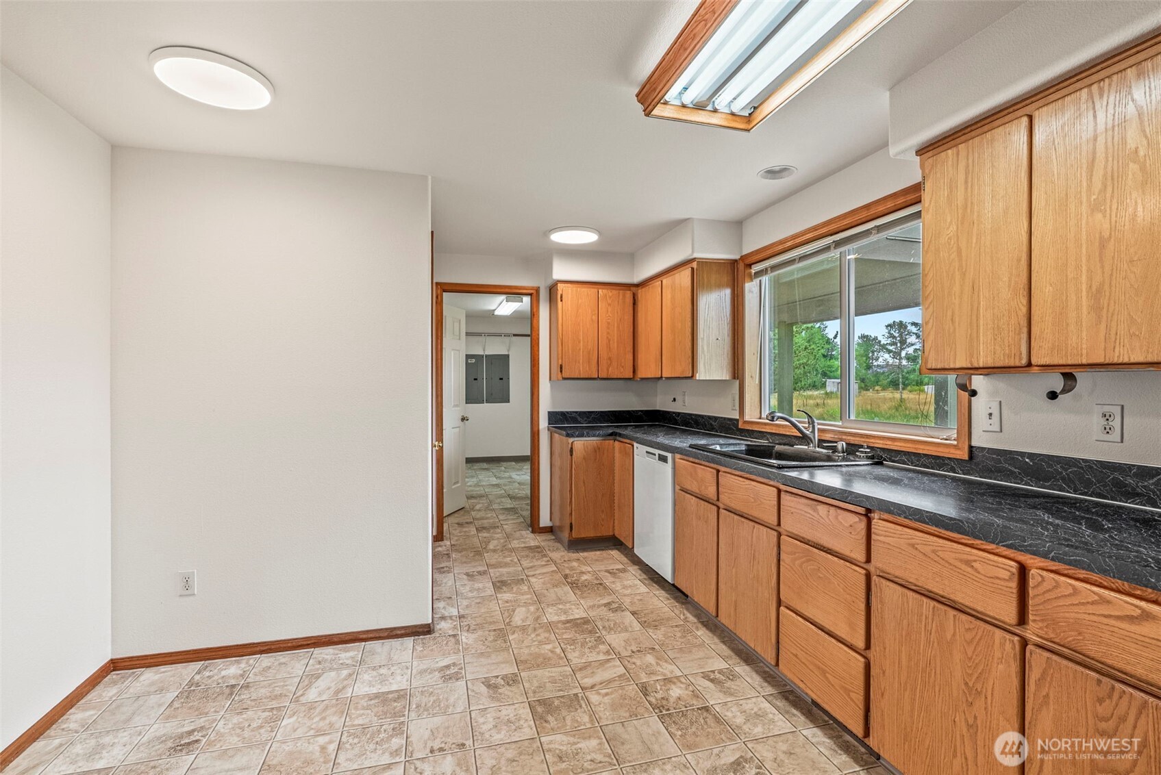 187 McClure , Winlock, WA 98596