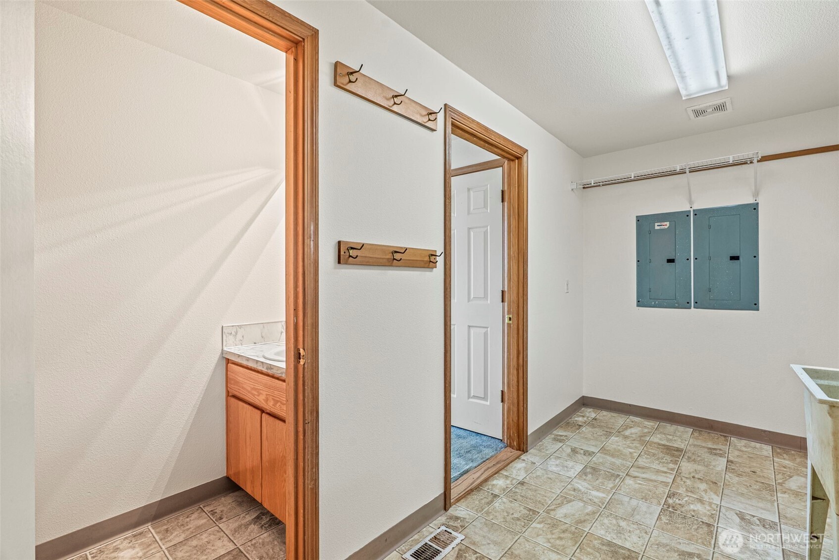 187 McClure , Winlock, WA 98596