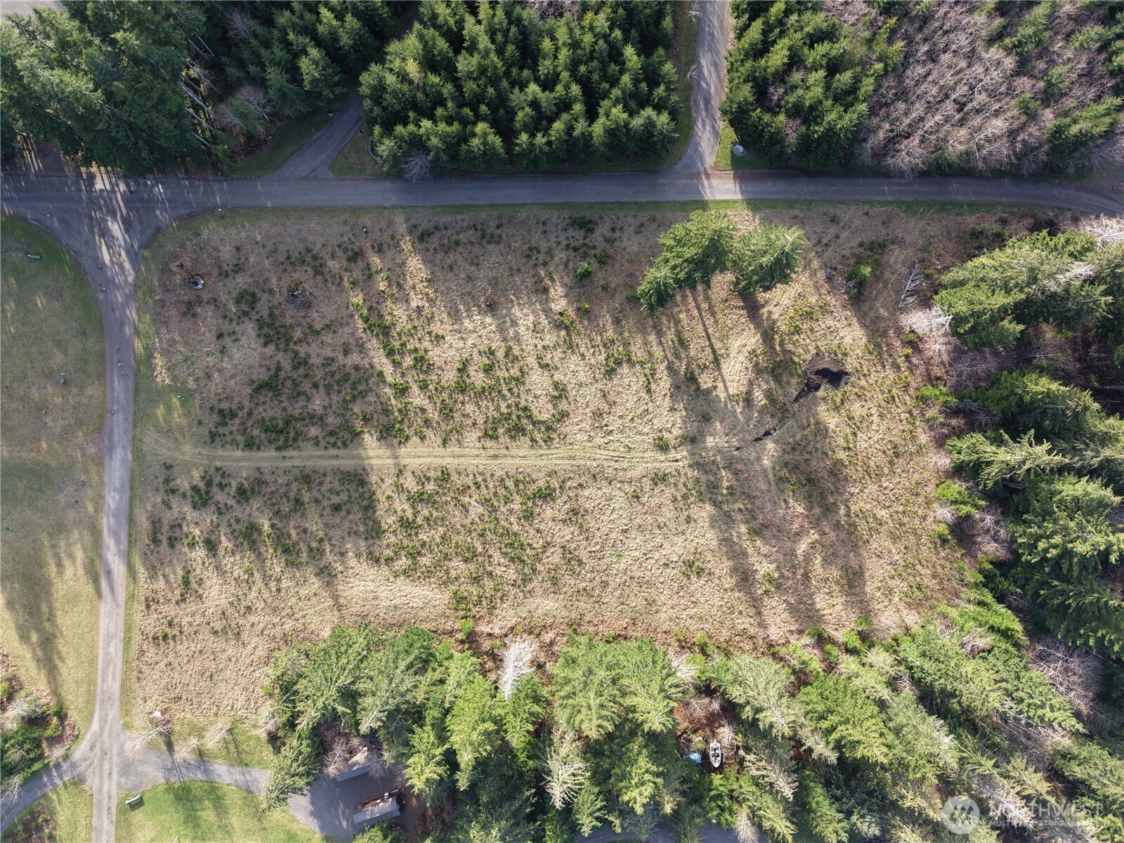 9999 Sawyer Way , Forks, WA 98331