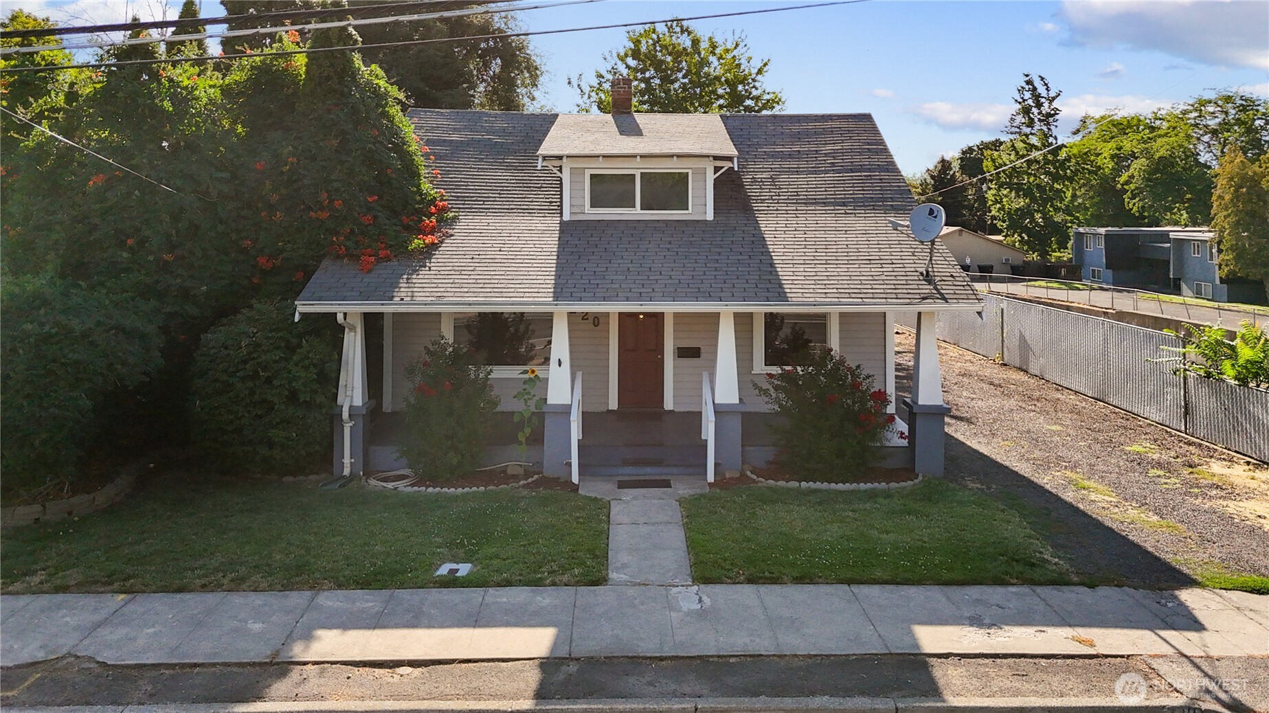 220 S Roosevelt Street , Walla Walla, WA 99362