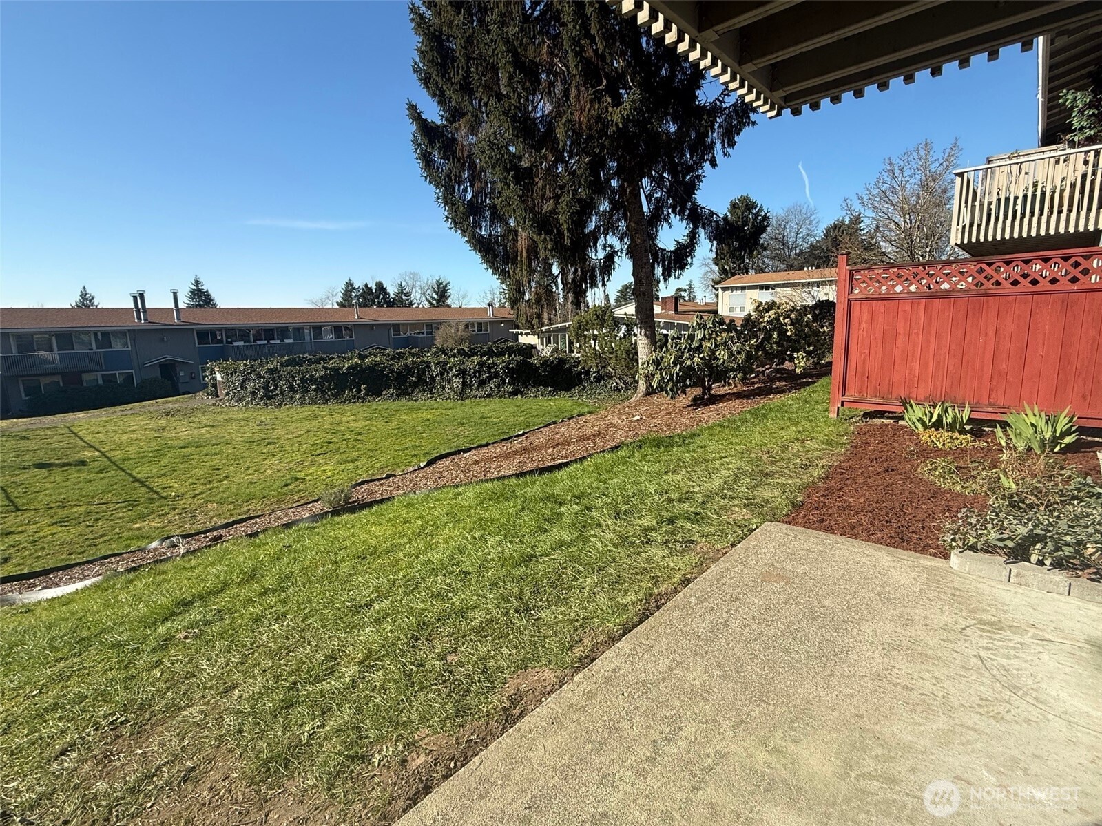 9623 S 248th #B11, Kent, WA 98030