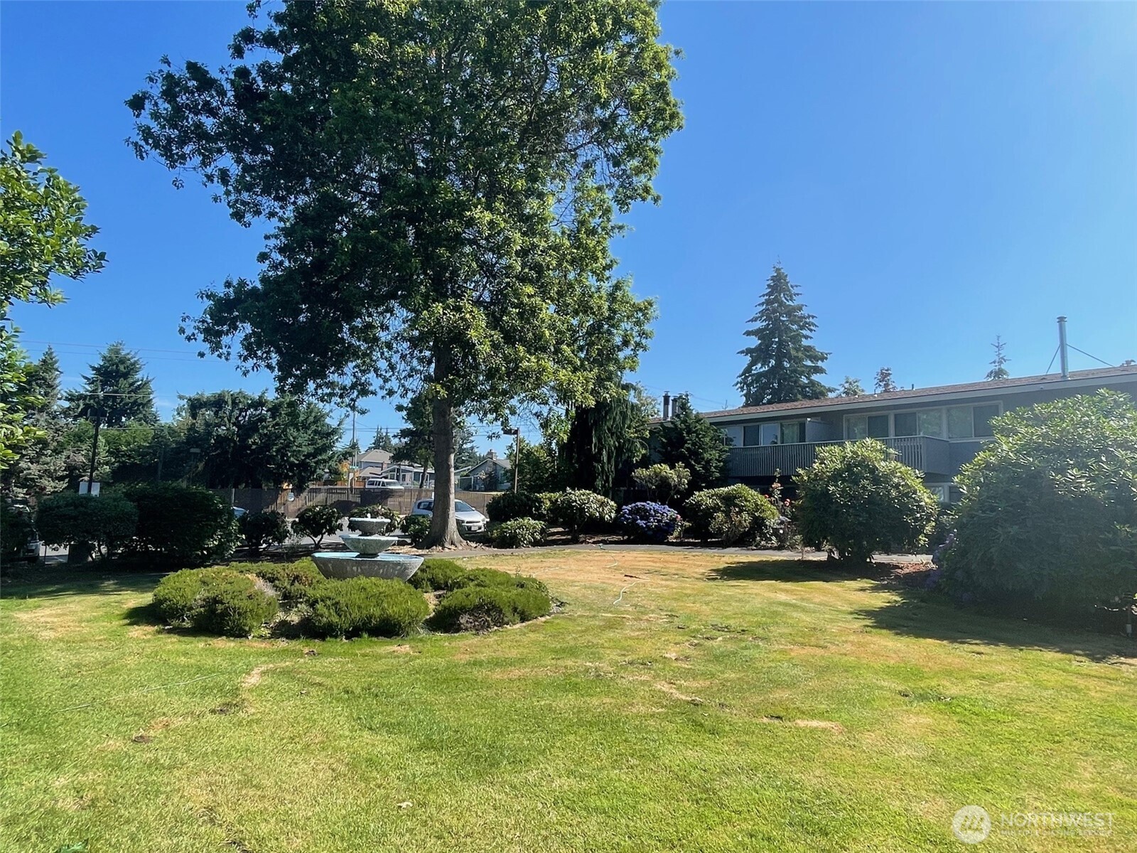 9623 S 248th #B11, Kent, WA 98030