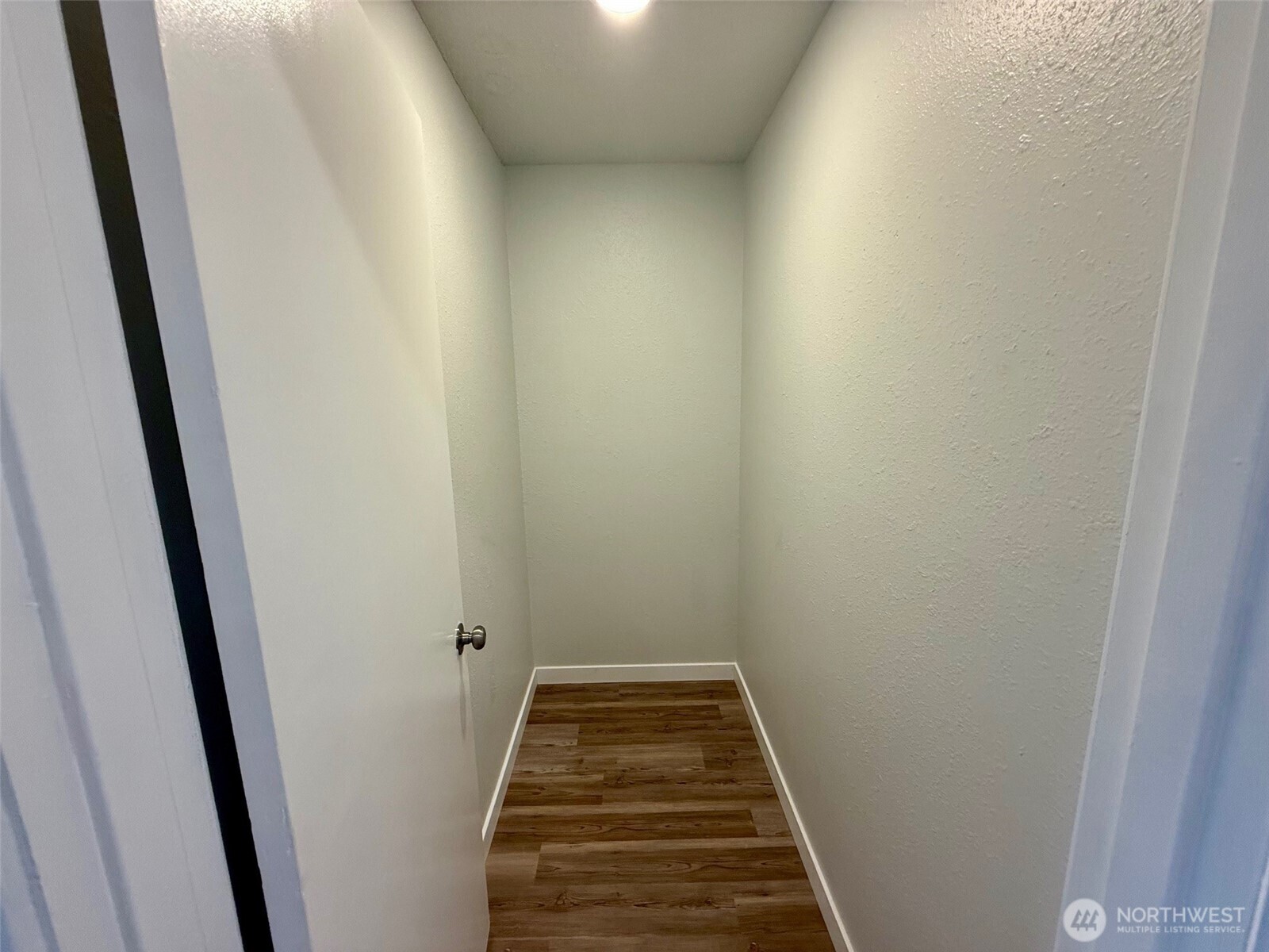 9623 S 248th #B11, Kent, WA 98030