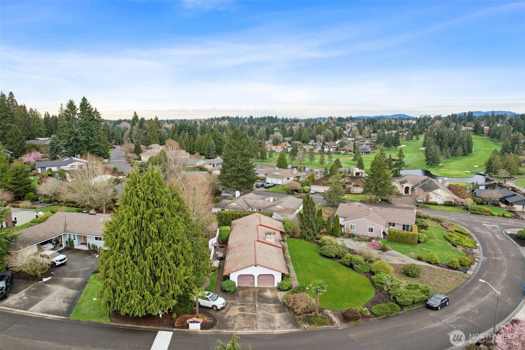 13710 SE 251st Place , Kent, WA 98042