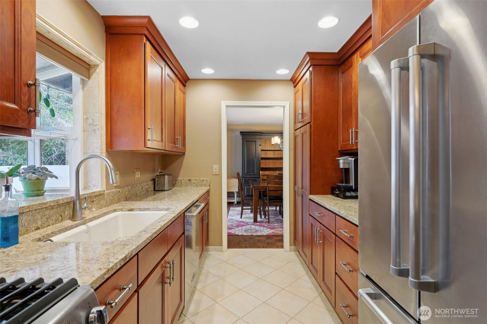 13710 SE 251st Place , Kent, WA 98042