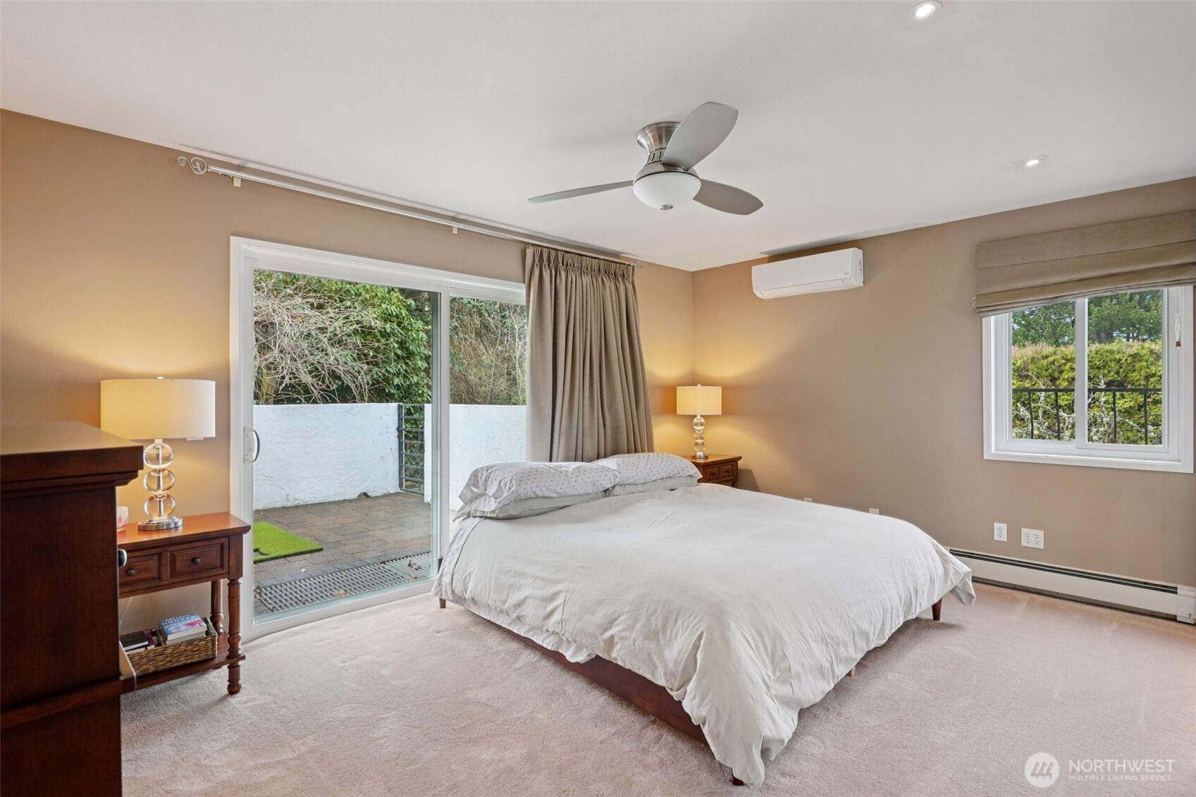 13710 SE 251st Place , Kent, WA 98042