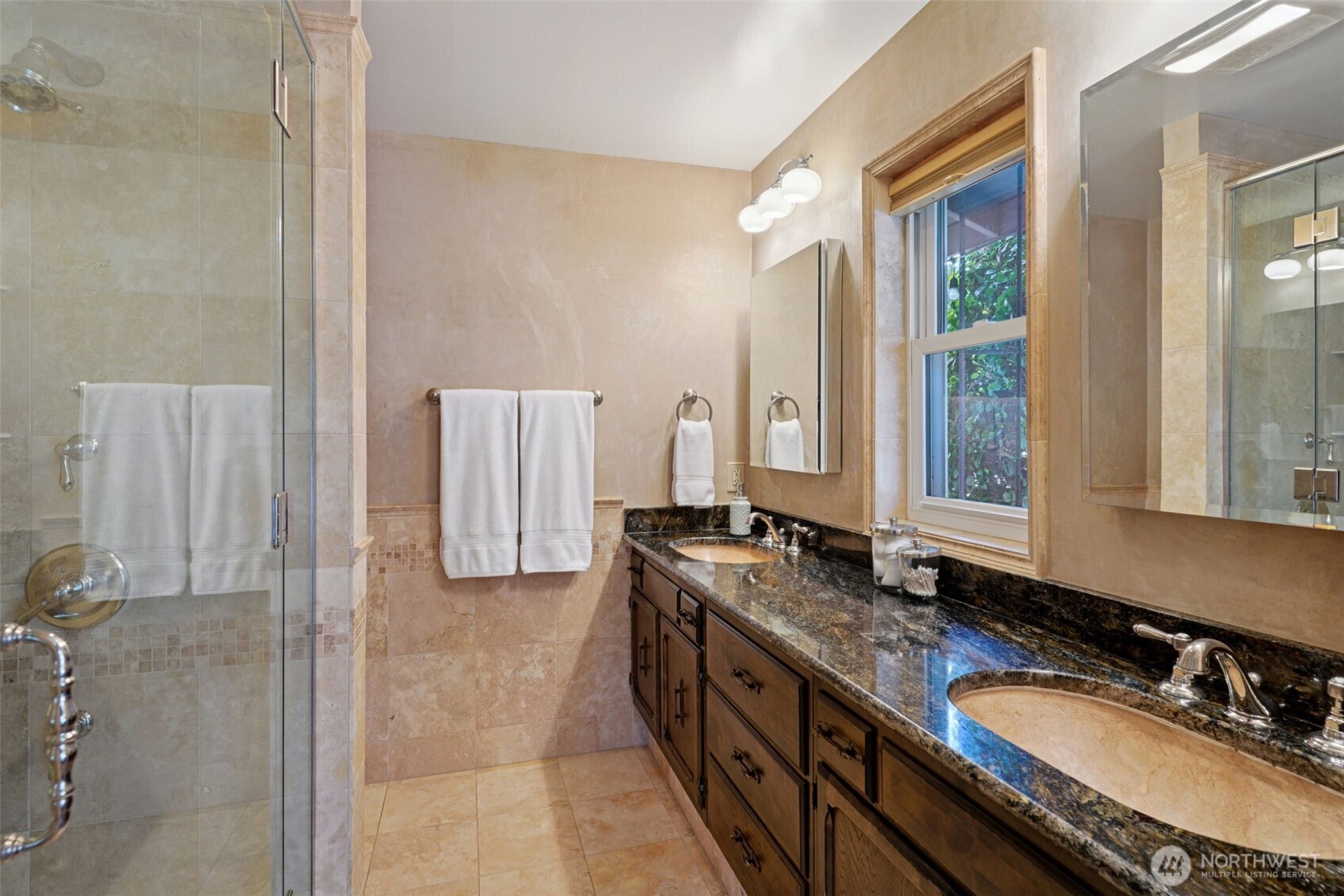 13710 SE 251st Place , Kent, WA 98042