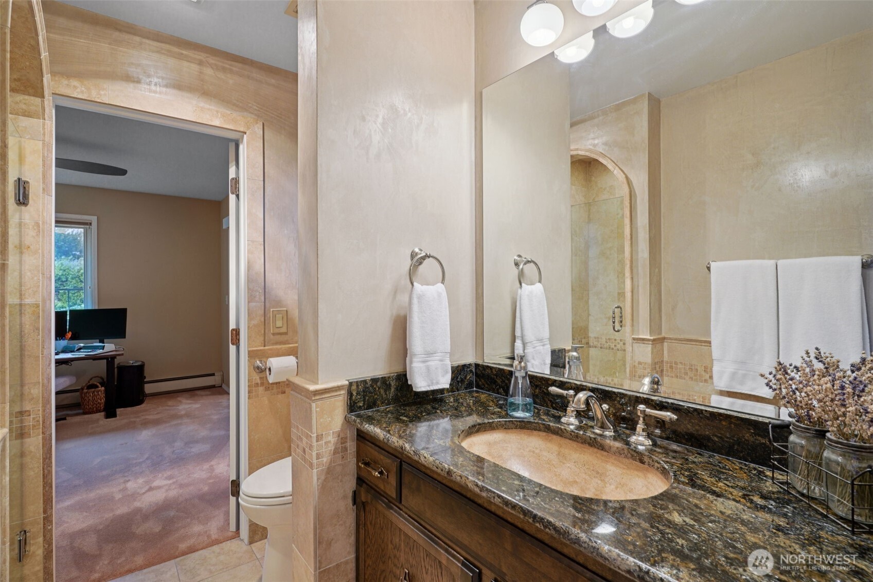 13710 SE 251st Place , Kent, WA 98042