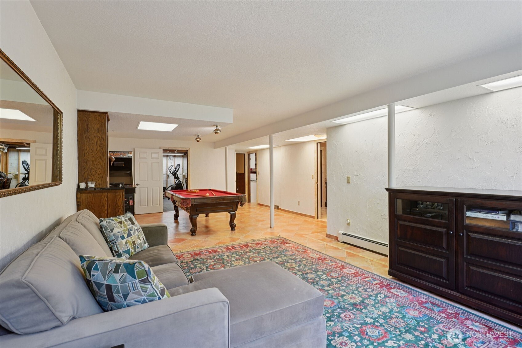 13710 SE 251st Place , Kent, WA 98042