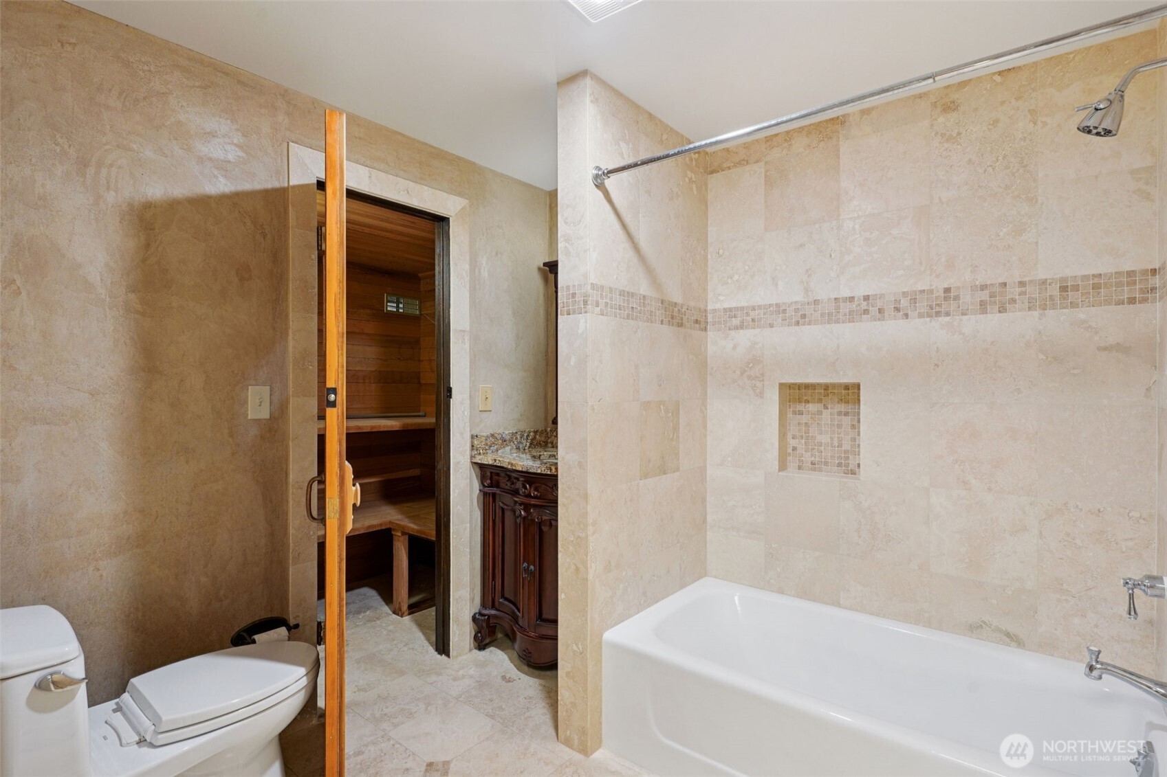 13710 SE 251st Place , Kent, WA 98042