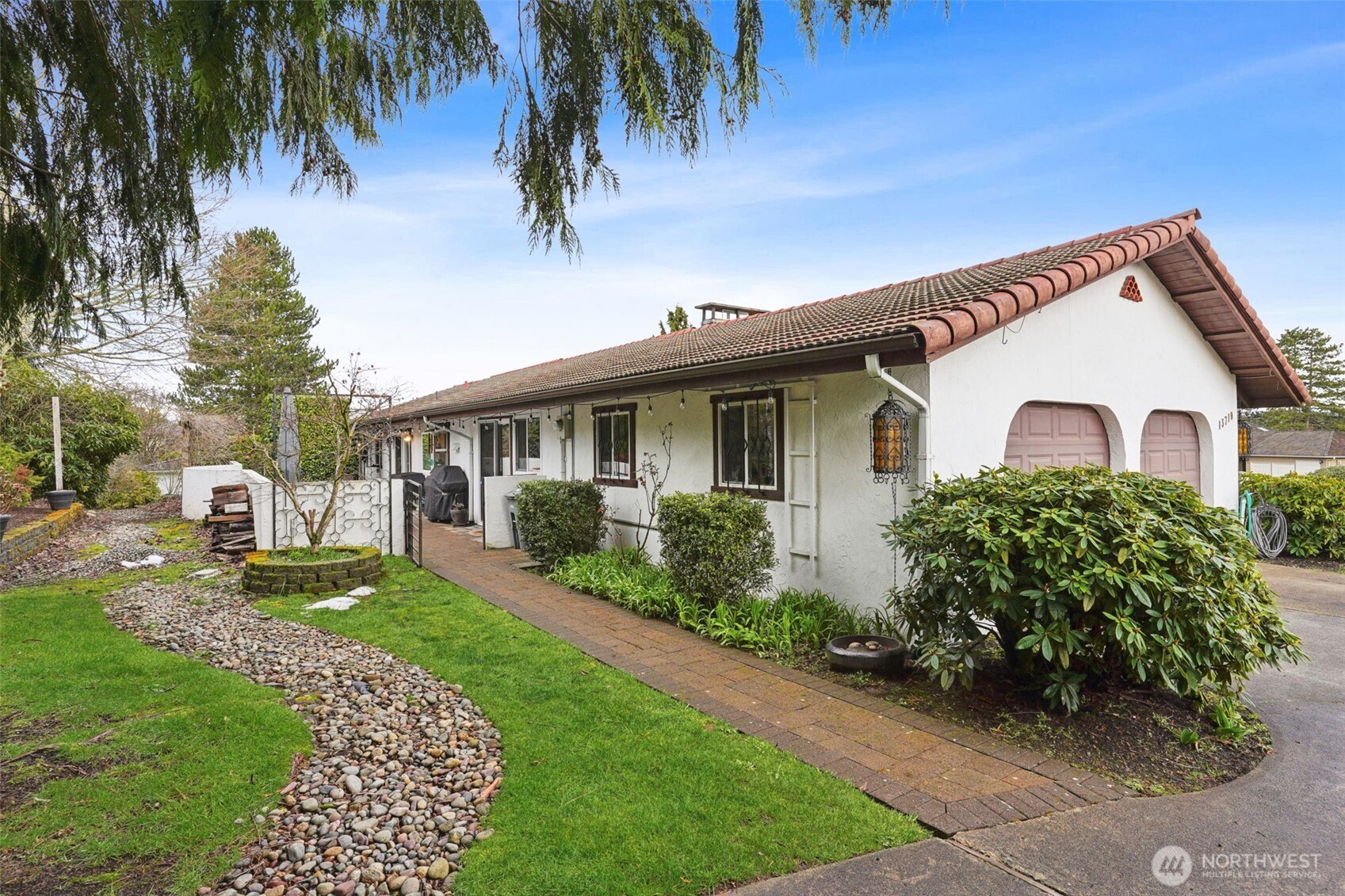 13710 SE 251st Place , Kent, WA 98042