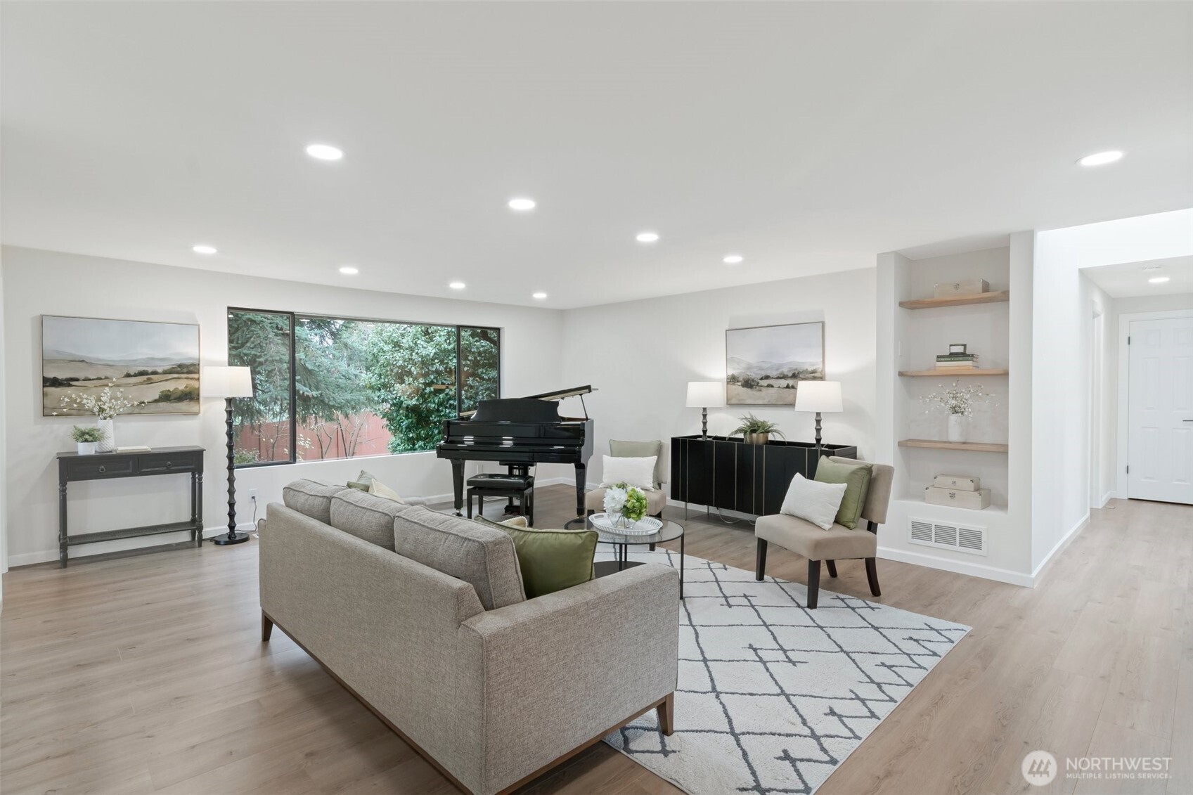 3414 166th Place SW, Lynnwood, WA 98037