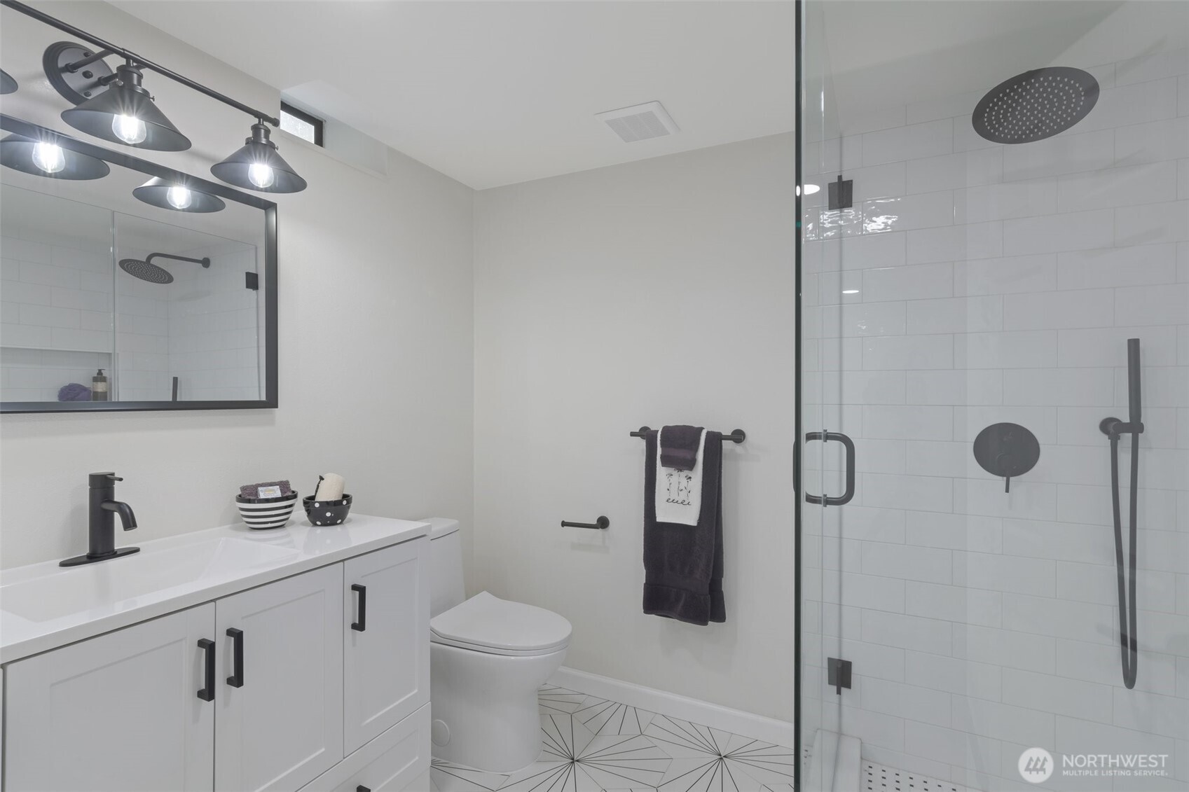 3414 166th Place SW, Lynnwood, WA 98037