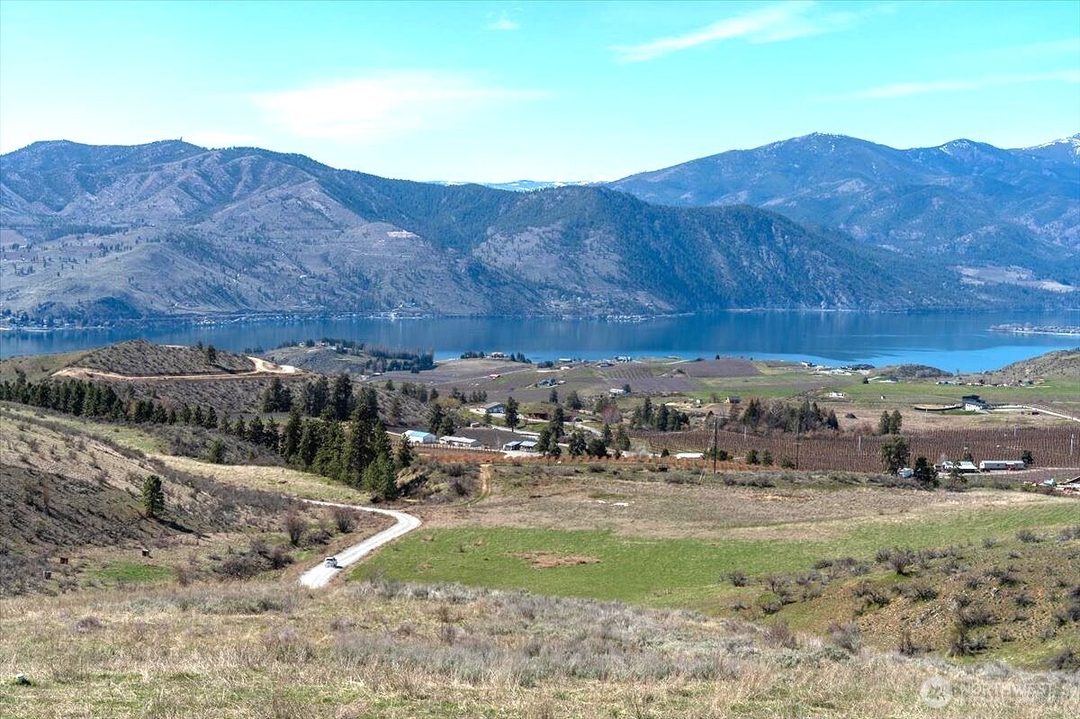 562 Chelan Ranch Road , Chelan, WA 98816