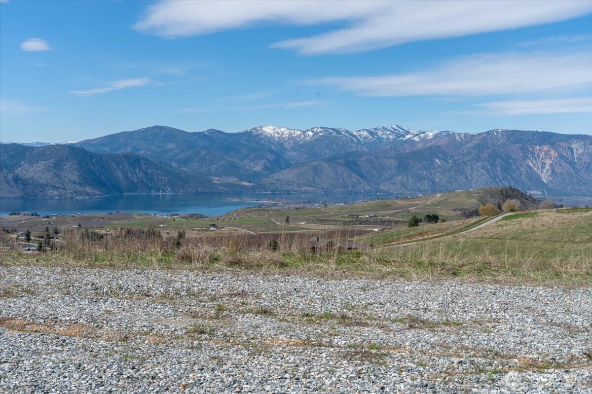 562 Chelan Ranch Road , Chelan, WA 98816