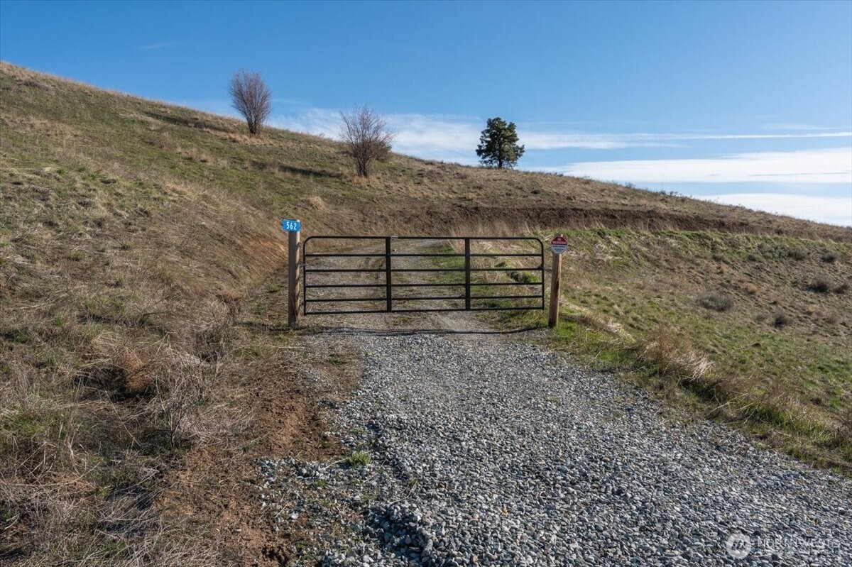 562 Chelan Ranch Road , Chelan, WA 98816