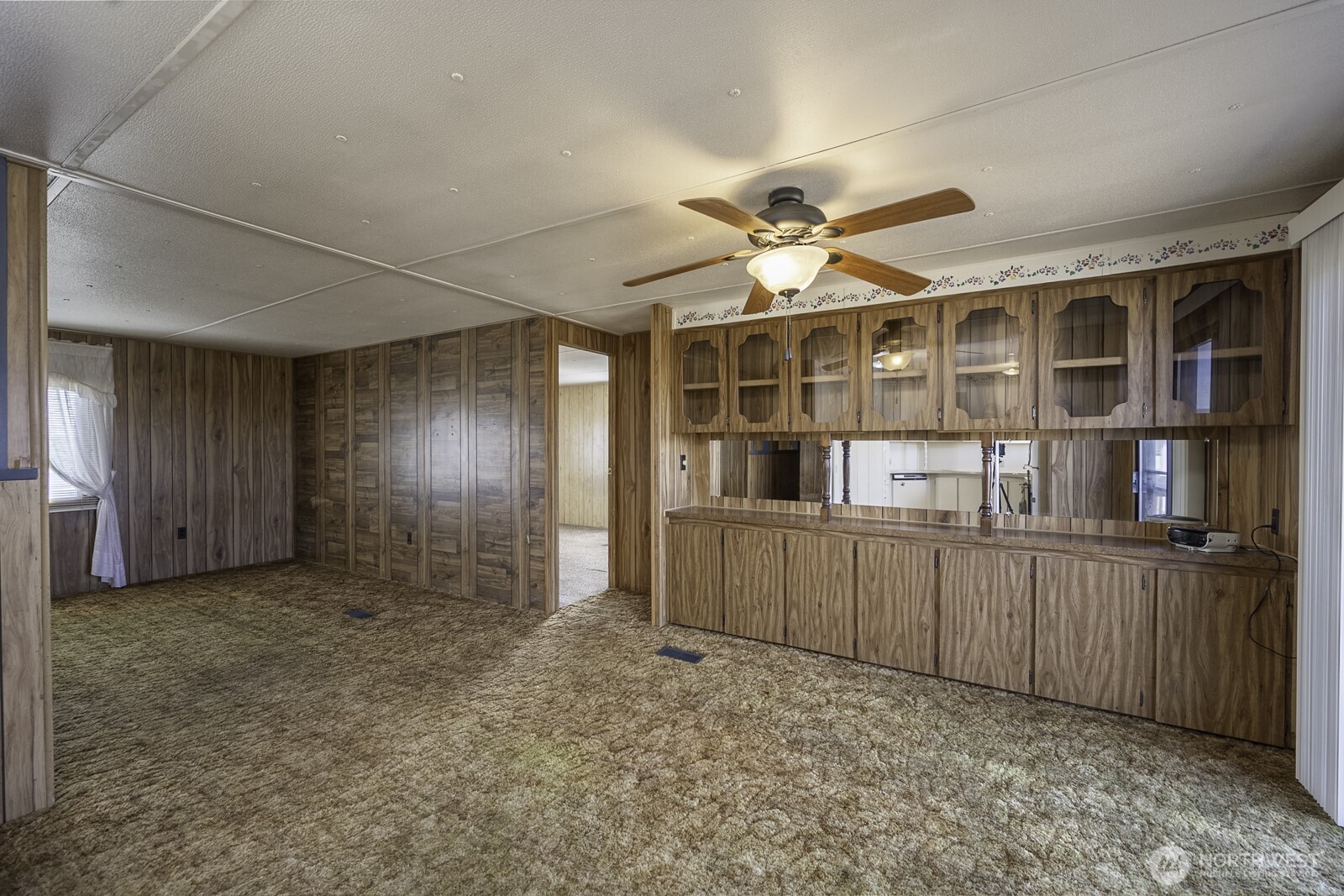 4934 Road M NE , Moses Lake, WA 98837-8607