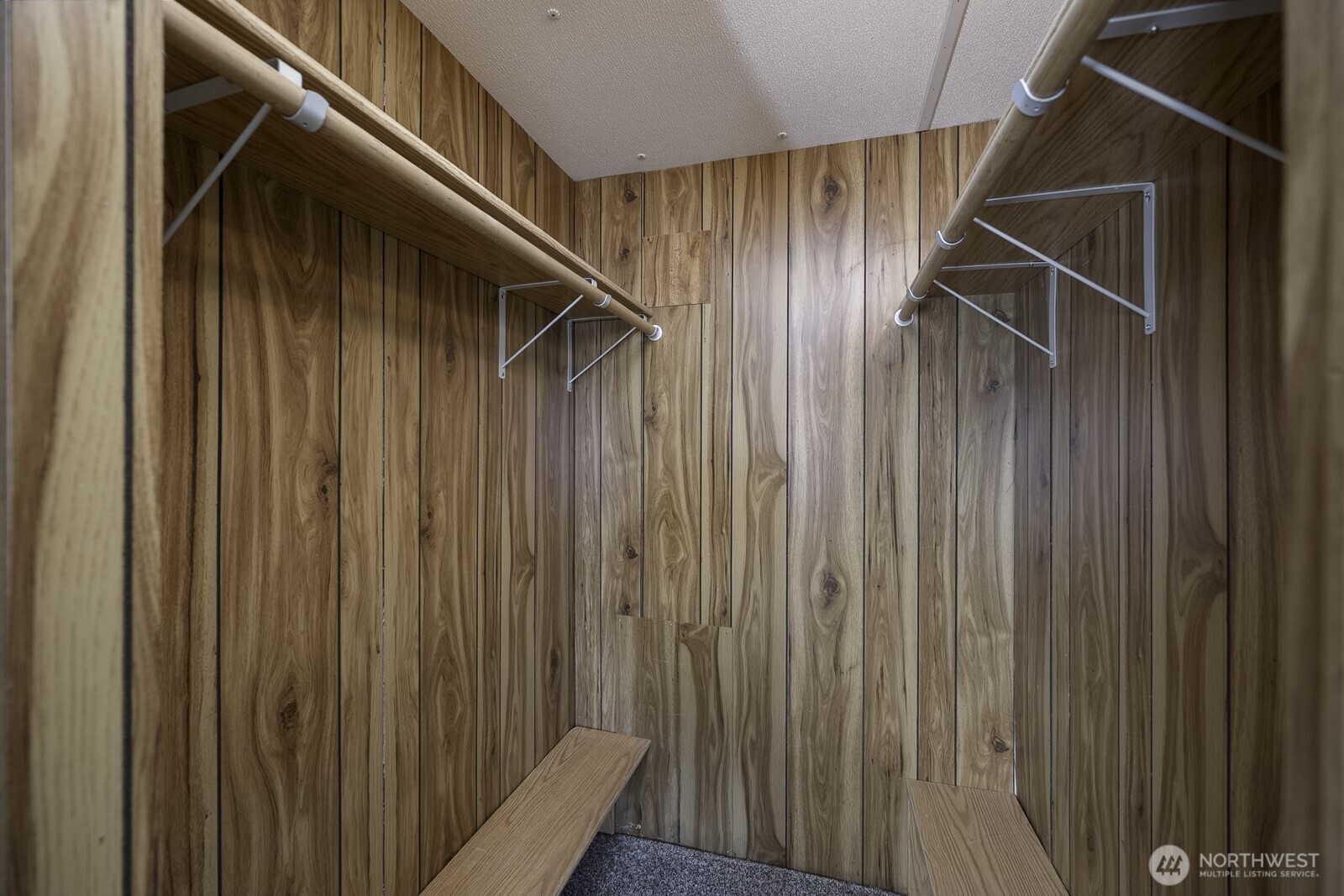 4934 Road M NE , Moses Lake, WA 98837-8607