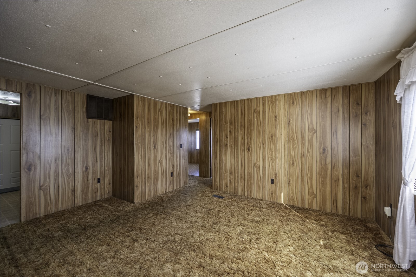 4934 Road M NE , Moses Lake, WA 98837-8607