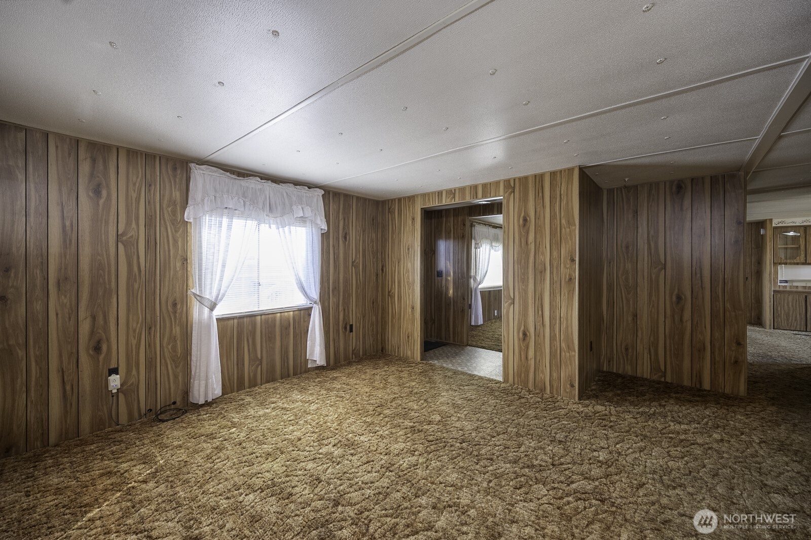 4934 Road M NE , Moses Lake, WA 98837-8607