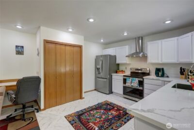 25119 18th Avenue S, Des Moines, WA 98198 - Photo 4