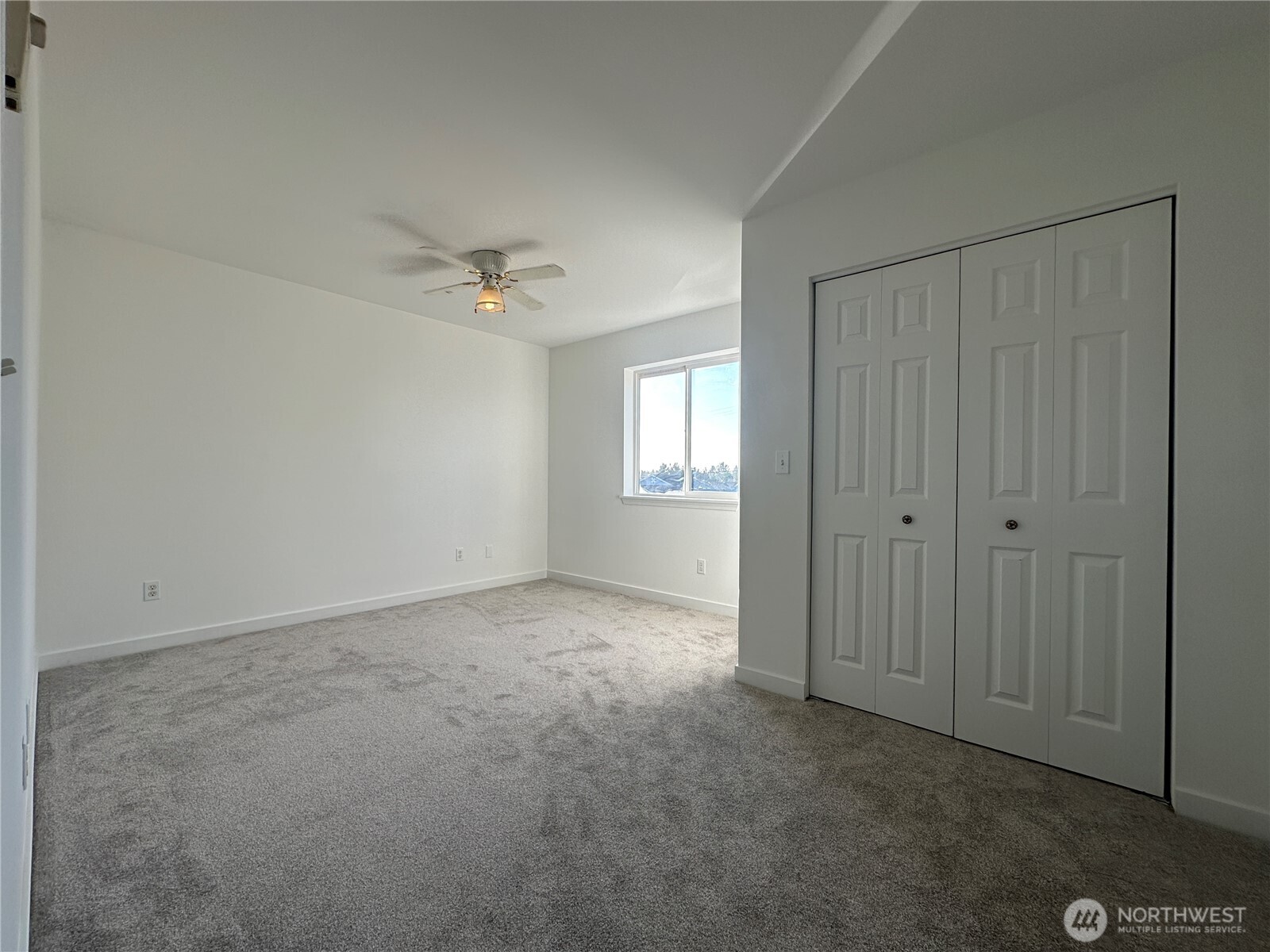 570 Canal Drive NE, Ocean Shores, WA 98569