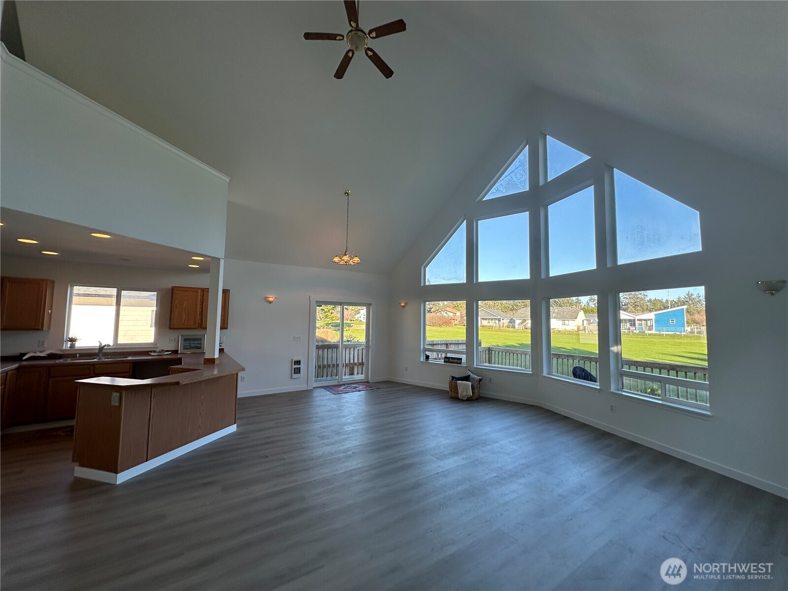 570 Canal Drive NE, Ocean Shores, WA 98569