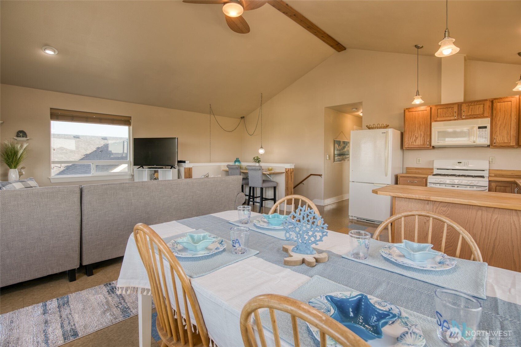 1143 Greenview Avenue SW, Ocean Shores, WA 98569