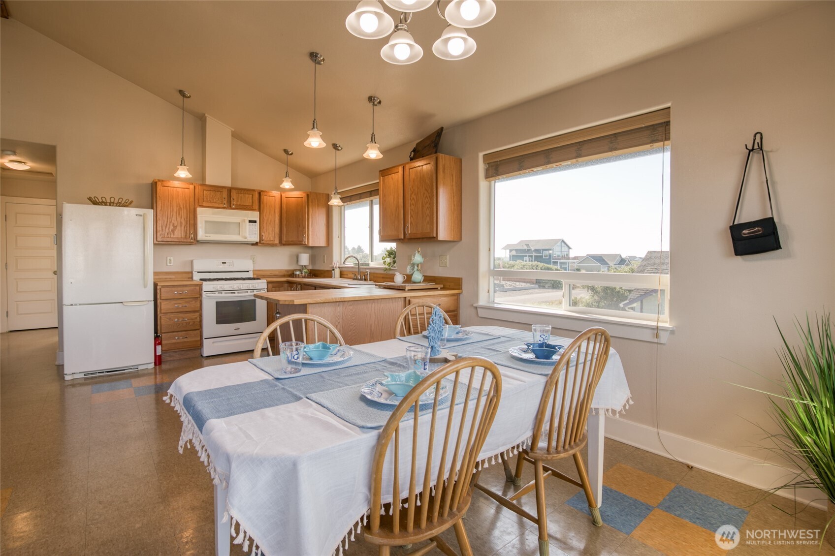 1143 Greenview Avenue SW, Ocean Shores, WA 98569