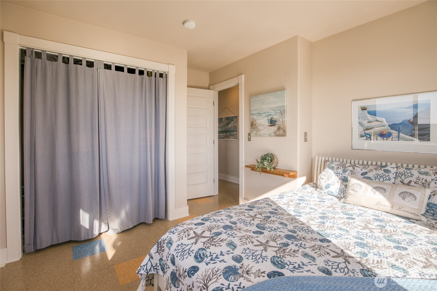 1143 Greenview Avenue SW, Ocean Shores, WA 98569